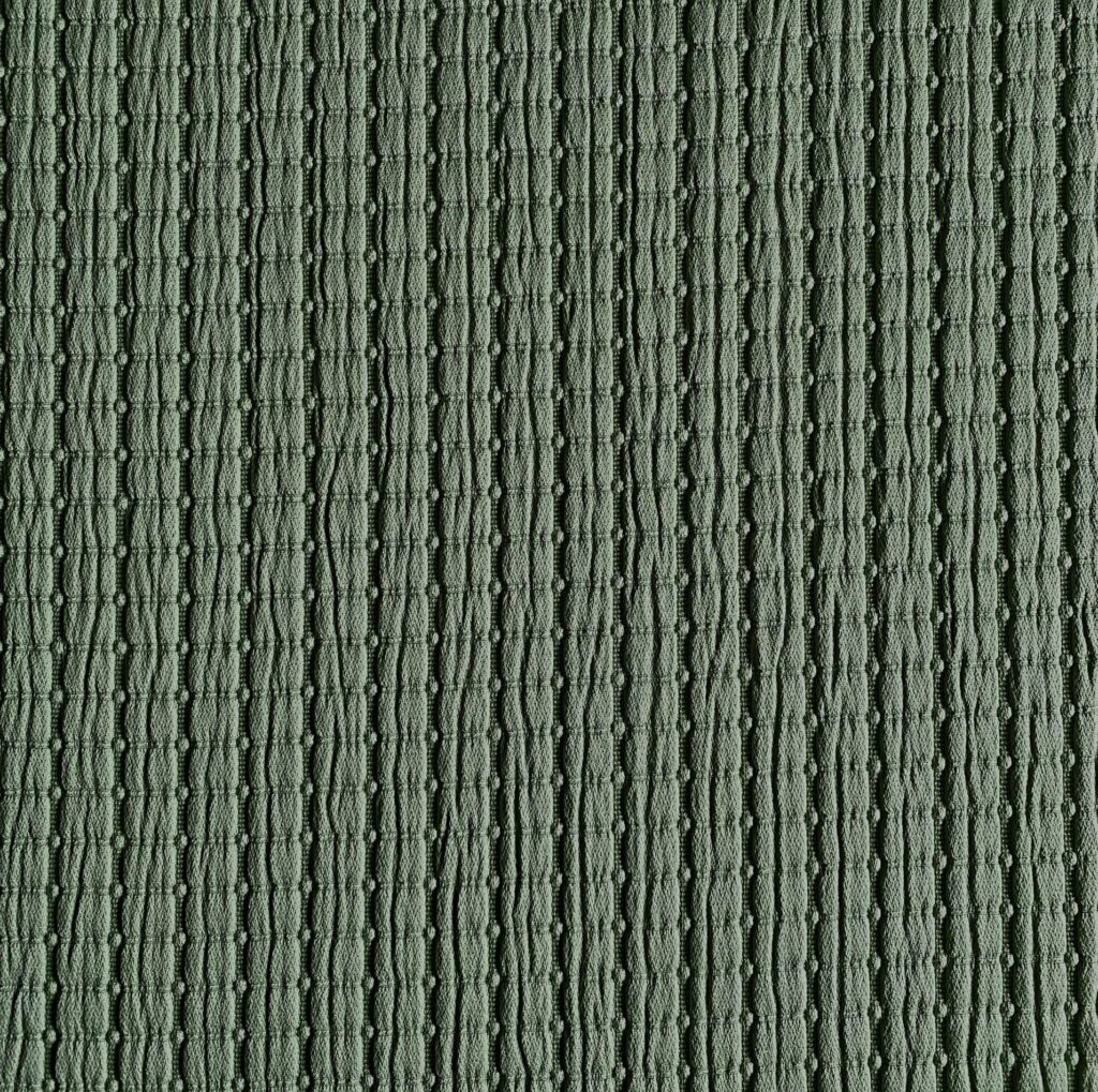 Tessuto materico verde 2,90 m.